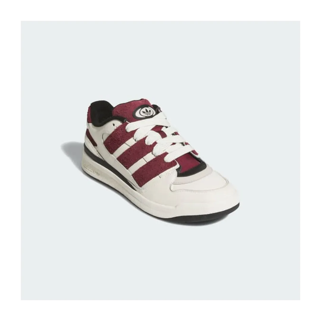 FORUM2000           OWHITESHAREDCBLACK