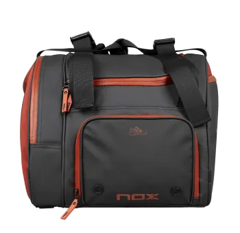Sac de Padel NOX Luxury Open Series Noir/Rouge - Organisation et Protection Optimale pour votre Équipement