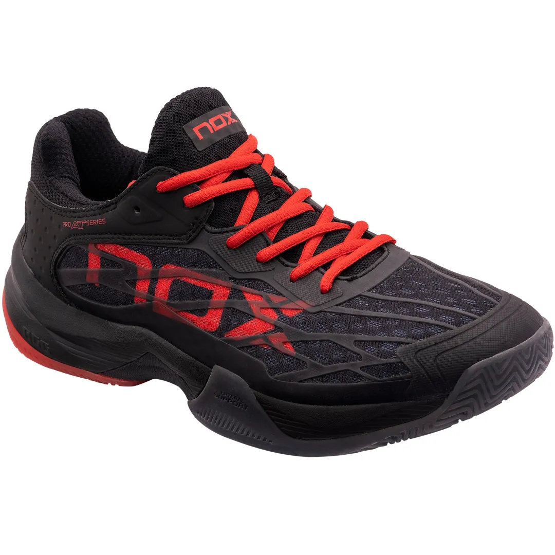 Chaussures de Padel NOX AT10 Lux Noir Rouge - Confort, Stabilité, Performance