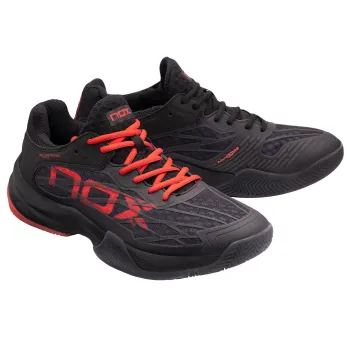 Chaussures de Padel NOX AT10 Lux Noir Rouge - Confort, Stabilité, Performance