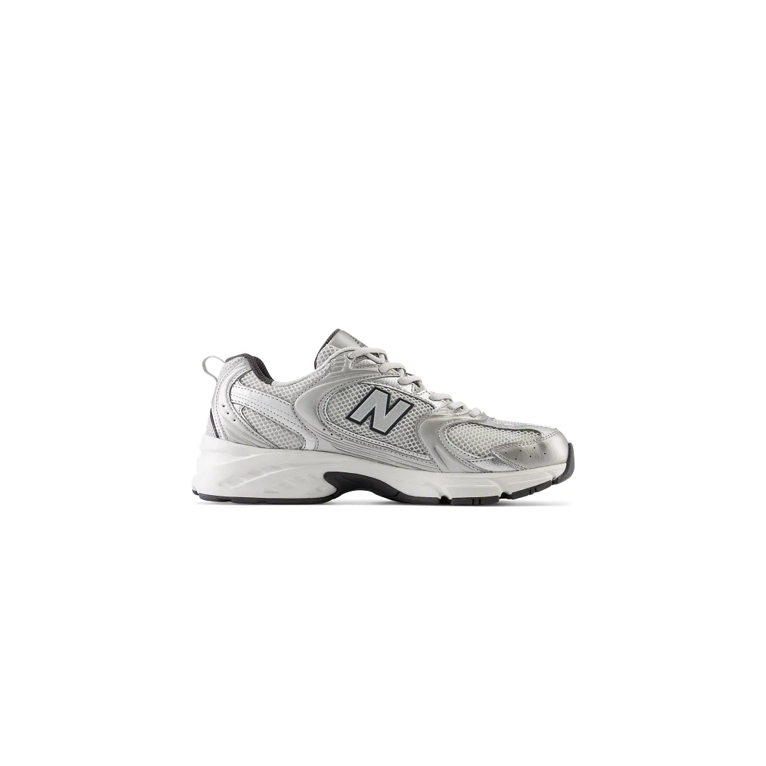 New Balance 530 – Le Rétro Running Incontournable