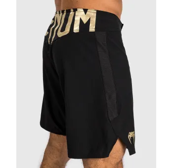 Venum LIGHT 5.0 Fightshorts - Black/Gold | Sportswear | Fight Gear