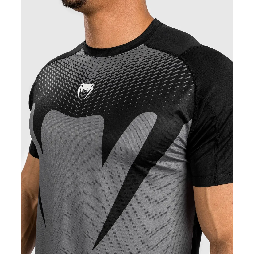 Venum ATTACK Dry Tech - Black | T-shirt de Sport Haute Performance