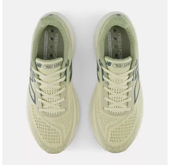 Chaussure de Running New Balance 1080 v14 - Confort et Performance