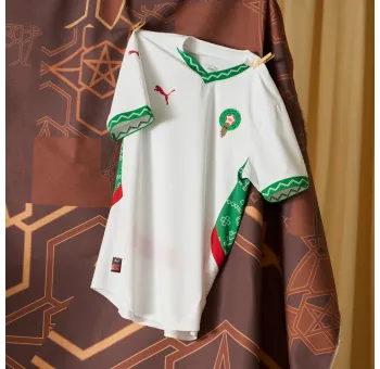 Maillot Extérieur Maroc 2025 Femme - Confort et Style avec des Références à la Culture Marocaine