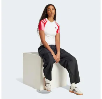 T-shirt ajusté à 3 bandes – Blanc/Rouge