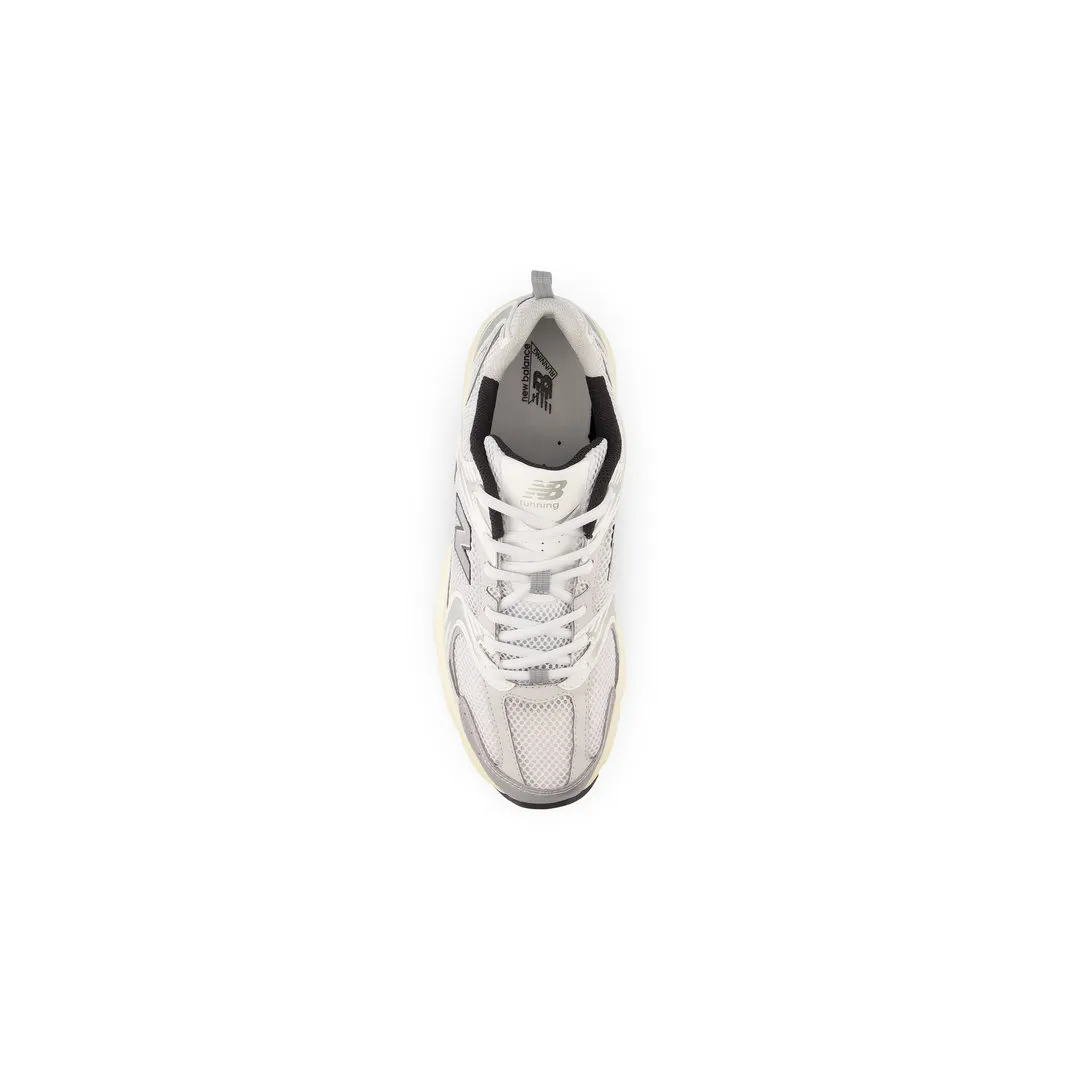 New Balance 530 – Blanc cassé & détails beiges