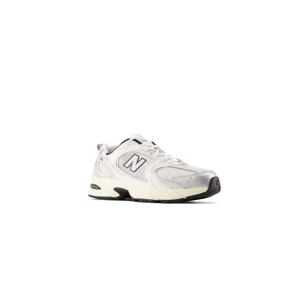 New Balance 530 – Blanc cassé & détails beiges